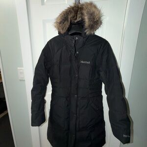 Marmot Women's Black Puffer Coat with Faux Fur Trim - Ladies Medium
